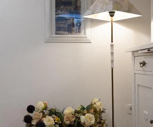 Apartman Charming At House Rustica With Terrace And Nearby Parking *