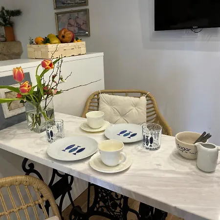 Charming At House Rustica With Terrace And Nearby Parking Apartmán *