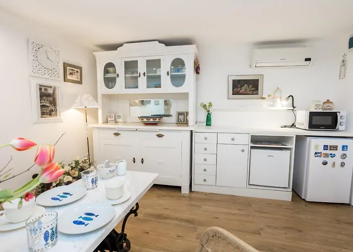 Charming At House Rustica With Terrace And Nearby Parking